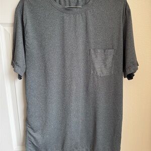 Vuori Gray tradewind tee